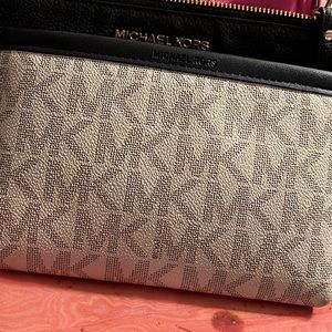 Michael Kors fanny bag